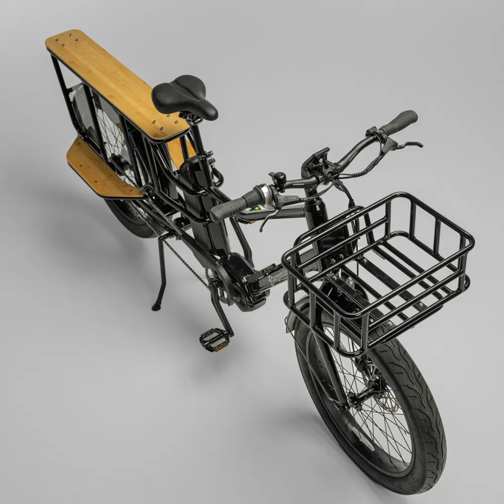 Bakre bänken med dyna på Cargobike Longtail Varia